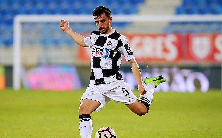 包含关键时刻体能课后，金州勇士复出首秀备战葡超，目标明确，训练强度明显提升的词条AYX棋牌