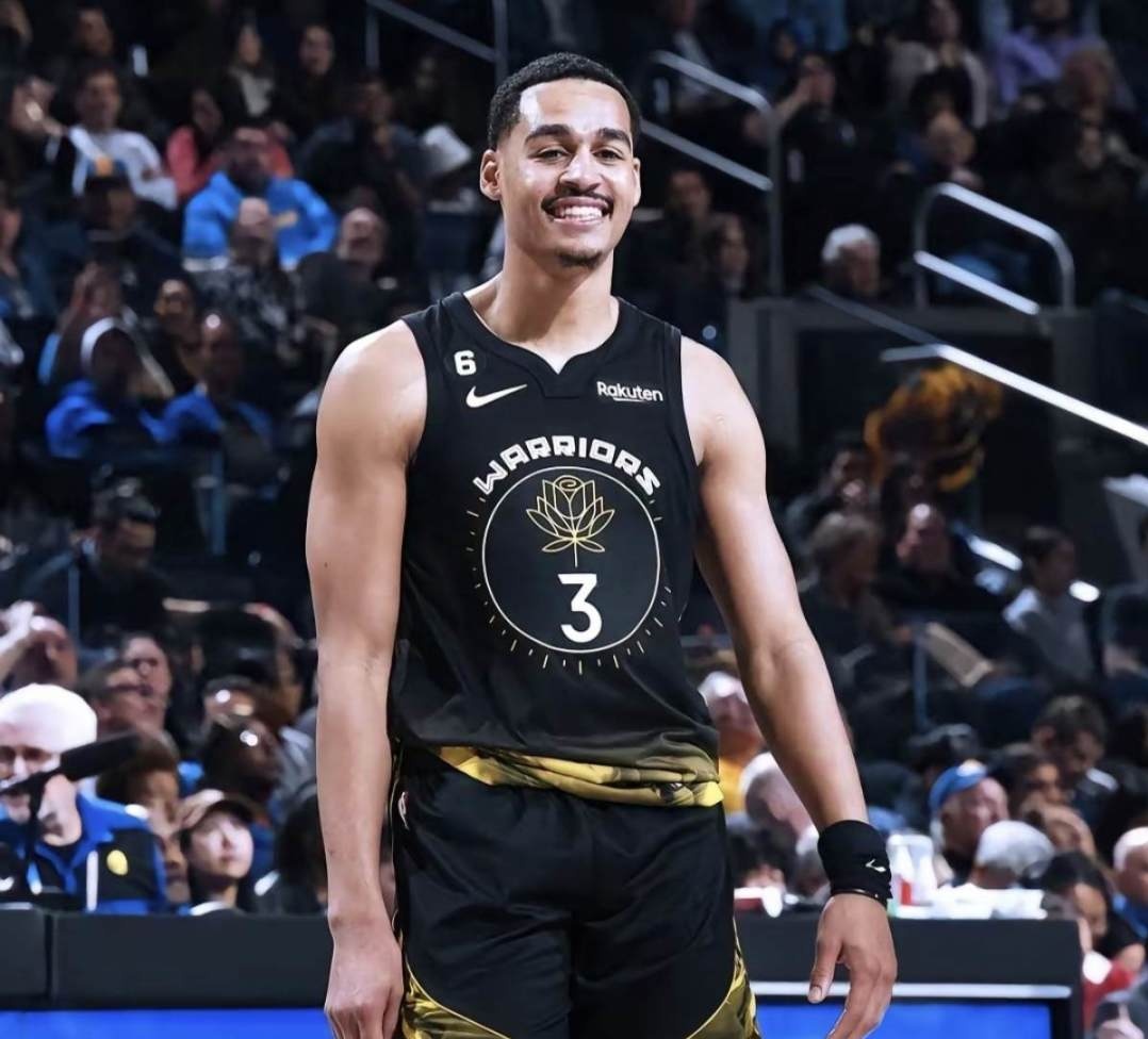 赛后NBA常规赛传出新动向；奥兰多魔术绝杀压哨；管理层表态——底气十足；年轻球员得到机会的简单介绍